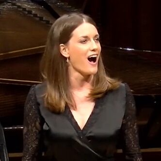 klaudia schlusselbeine 3